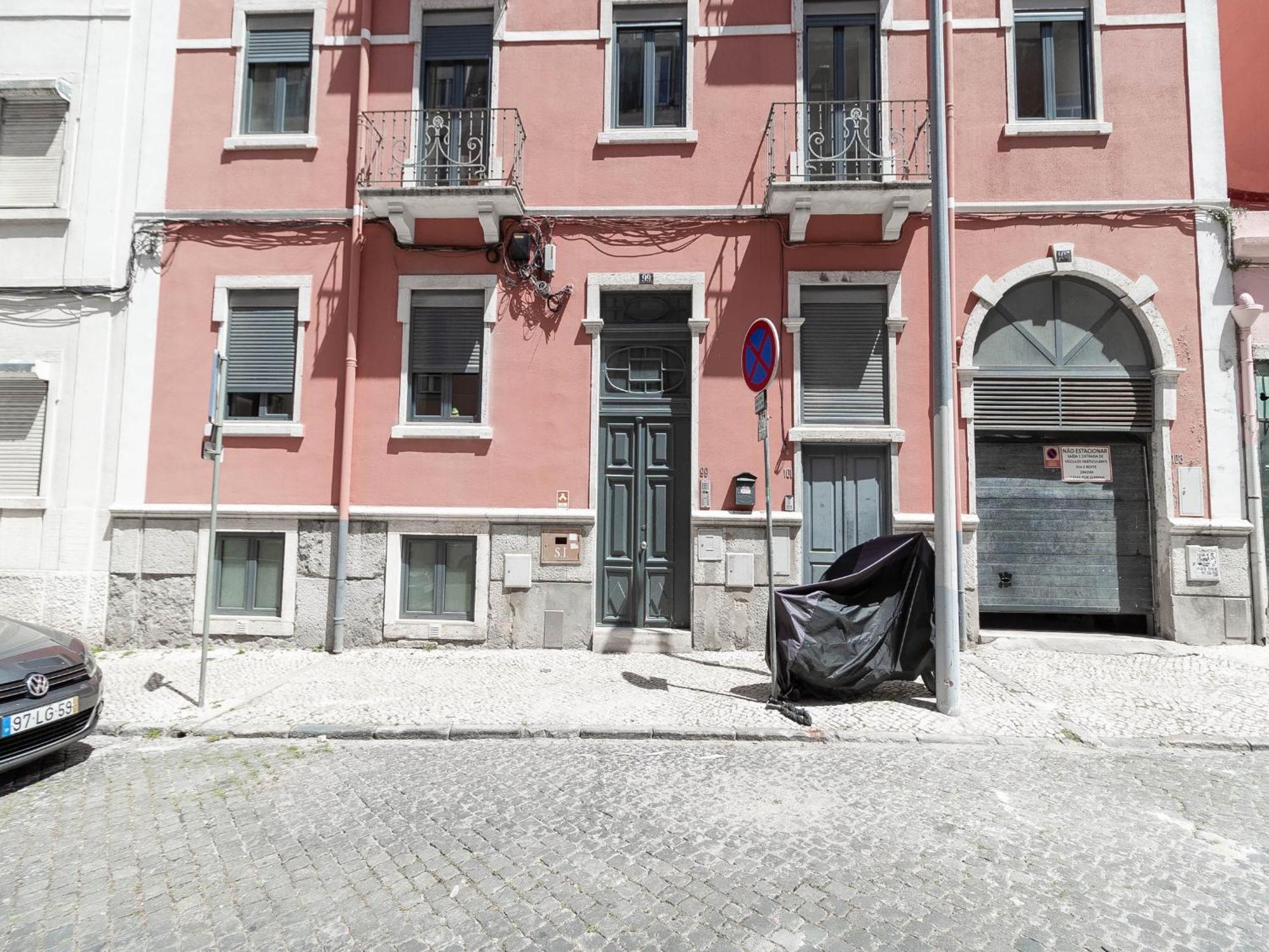 Akicity Alameda Rust Lisboa Екстериор снимка